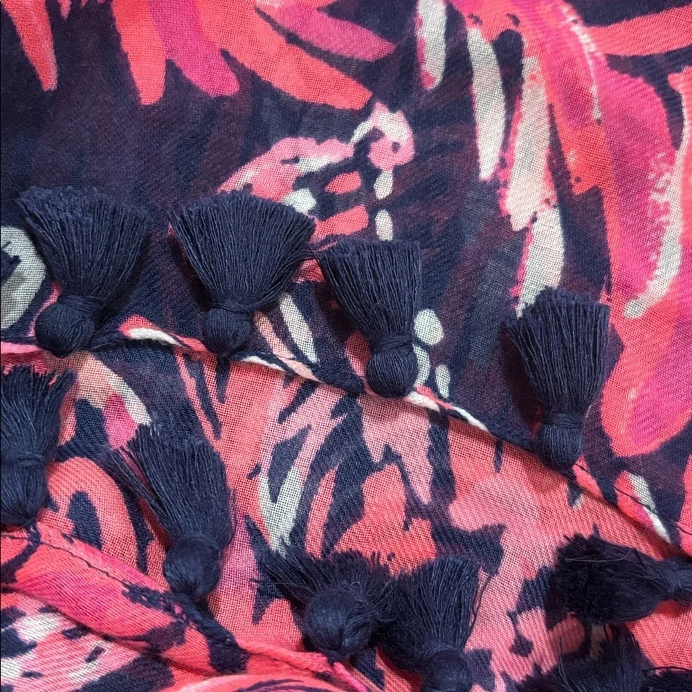 Lilly Pulitzer Looped A Jungle In Here Resort Scarf Pink Navy